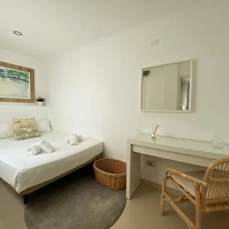 Alfredo L Jones Atico Apartmán